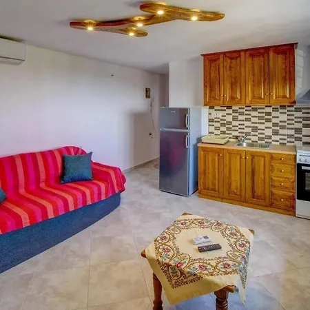 Pileas Pinakates-milies-vizitsa شقة *