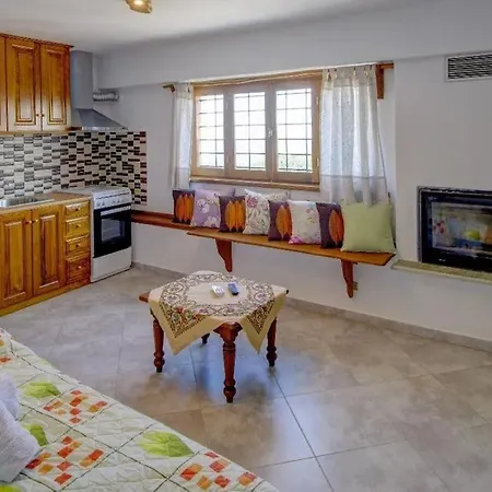 شقة Pileas Pinakates-milies-vizitsa *